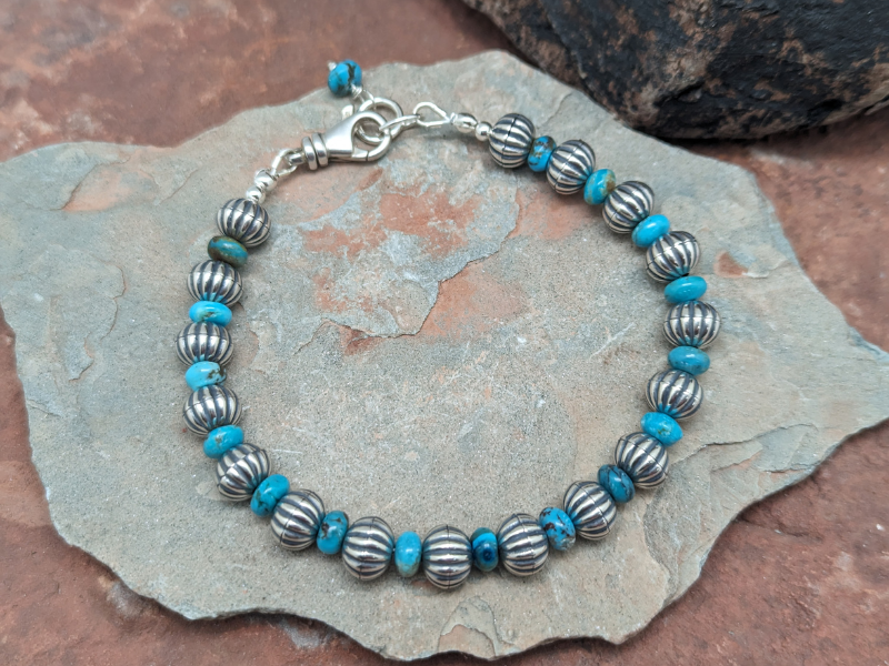 Wholesale Turquoise Scalloped Bead Bracelet