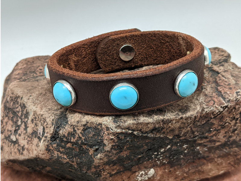 Turquoise leather deals bracelet