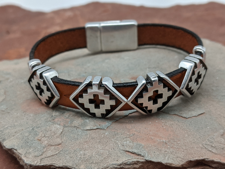 Southwest Rhombus Leather Bracelet