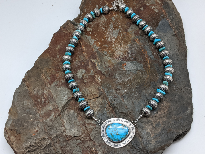 Sonoran Mountain Turquoise Pendant Flower Bead Necklace