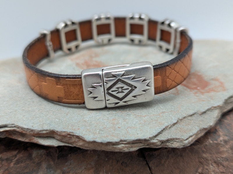 Southwest leather bracelet with magnetic clasp