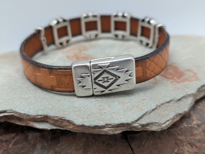 Southwest leather bracelet with magnetic clasp