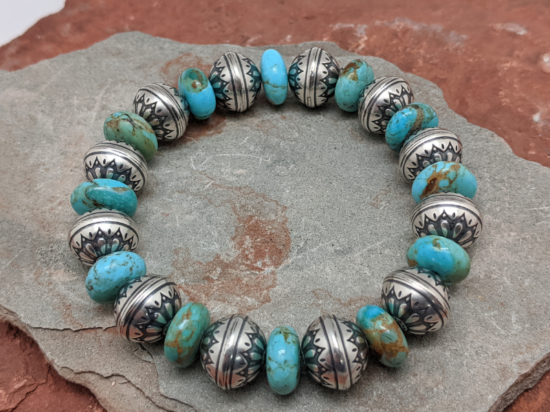 Wholesale Flower Bead Stretch Bracelet with Lapis Lazuli