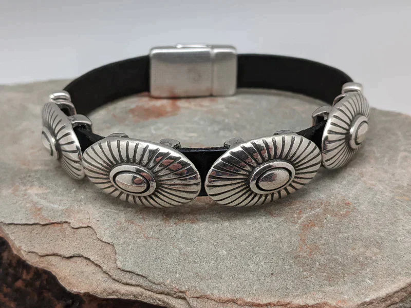 Vintage buy Southwestern Sterling Silver Repousse Bangle Bracelet